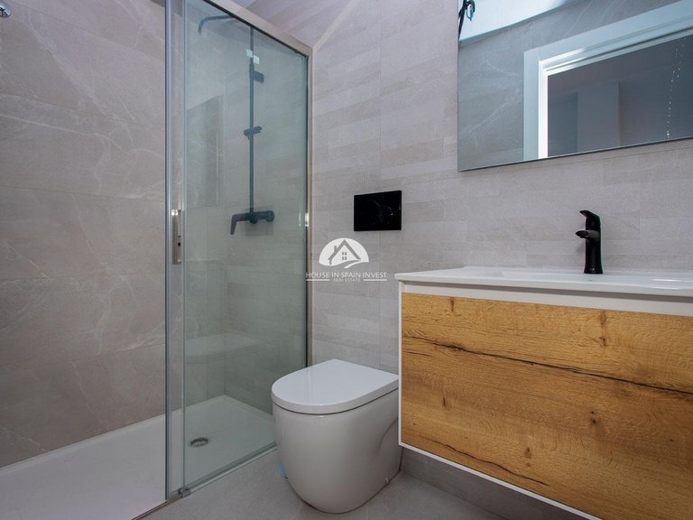 Apartment for Sale in Centro Torrevieja, Alicante 17