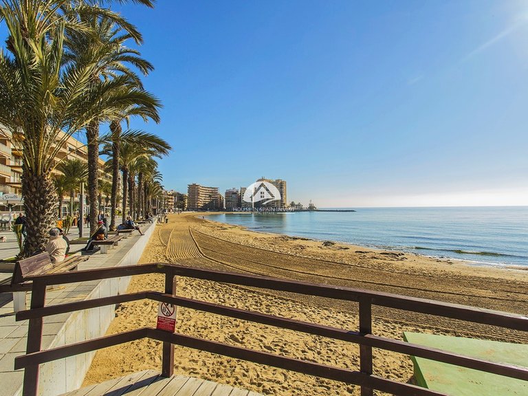 Apartment for Sale in Playa del Cura Torrevieja, Alicante 43