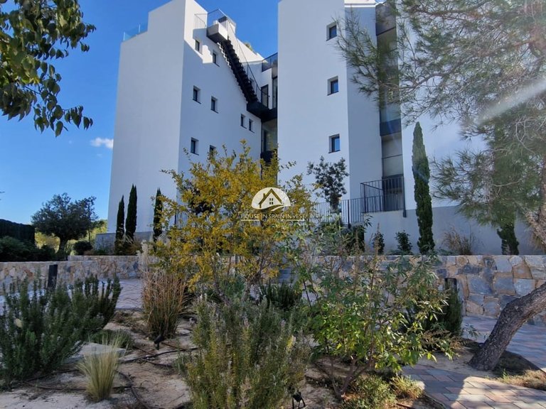 Apartment for Sale in Las Colinas Golf Orihuela Costa, Alicante 2