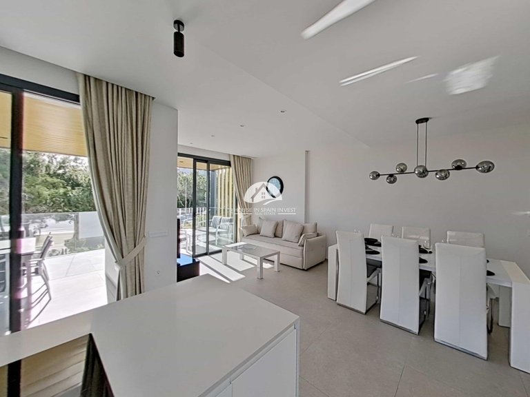 Apartment for Sale in Las Colinas Golf Orihuela Costa, Alicante 10