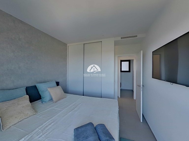 Apartment for Sale in Las Colinas Golf Orihuela Costa, Alicante 20