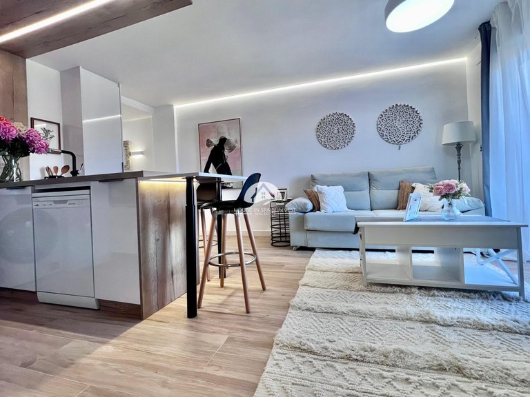 Apartment for Sale in Punta Prima Torrevieja, Alicante 9