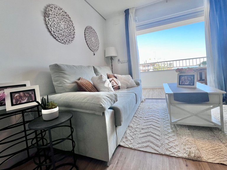 Apartment for Sale in Punta Prima Torrevieja, Alicante 12