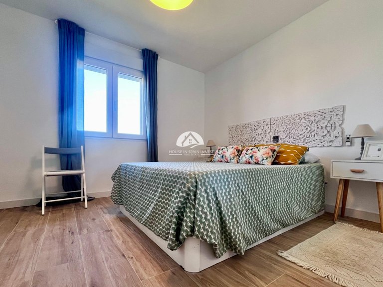 Apartment for Sale in Punta Prima Torrevieja, Alicante 25