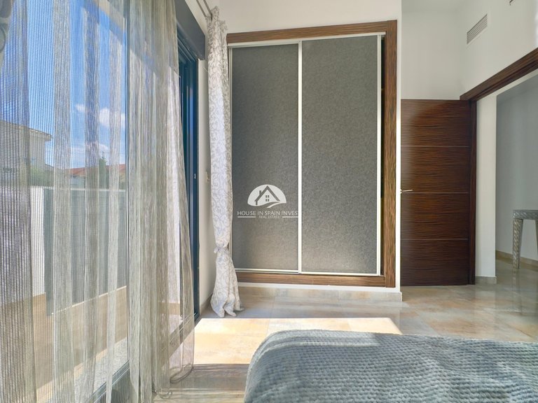 Villa for Sale in Torre de la Horadada Pilar De La Horadada, Alicante 27