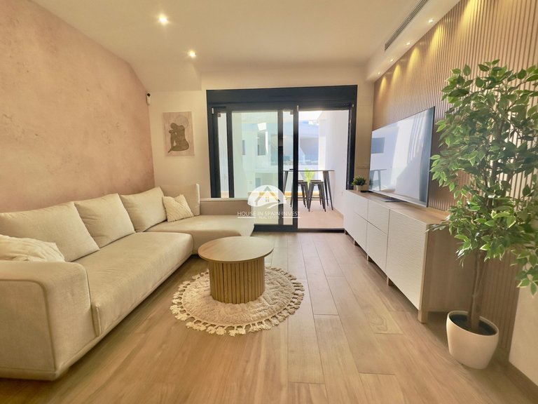 Apartment for Sale in Los Balcones Torrevieja, Alicante 2