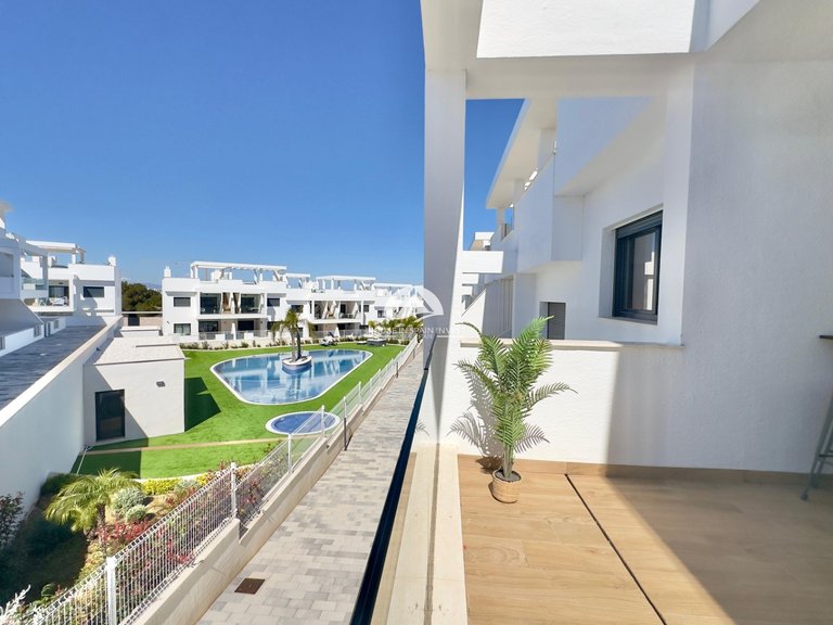 Apartment for Sale in Los Balcones Torrevieja, Alicante 31