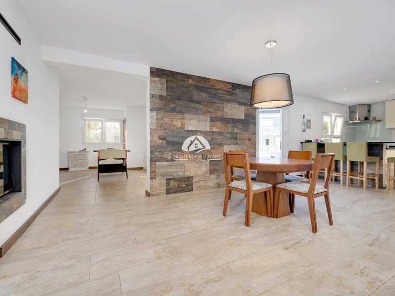 Villa for Sale in Ciudad Quesada Rojales - Ciudad Quesada, Alicante 13