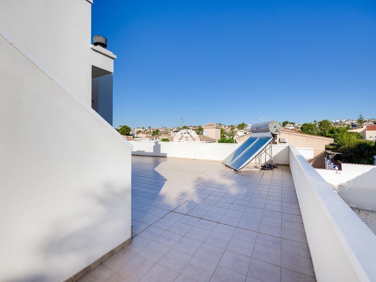 Villa for Sale in Ciudad Quesada Rojales - Ciudad Quesada, Alicante 45