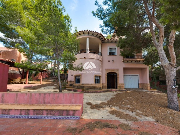 Villa for Sale in Ciudad de las comunicaciones San Miguel De Salinas, Alicante 3