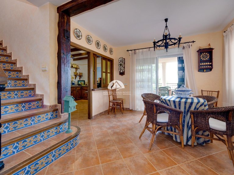 Villa for Sale in Ciudad de las comunicaciones San Miguel De Salinas, Alicante 22