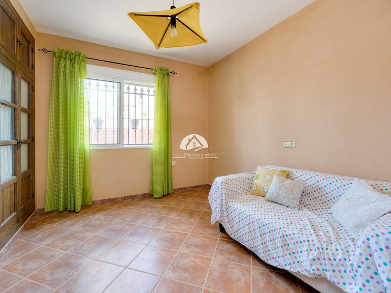 Villa for Sale in Ciudad de las comunicaciones San Miguel De Salinas, Alicante 42