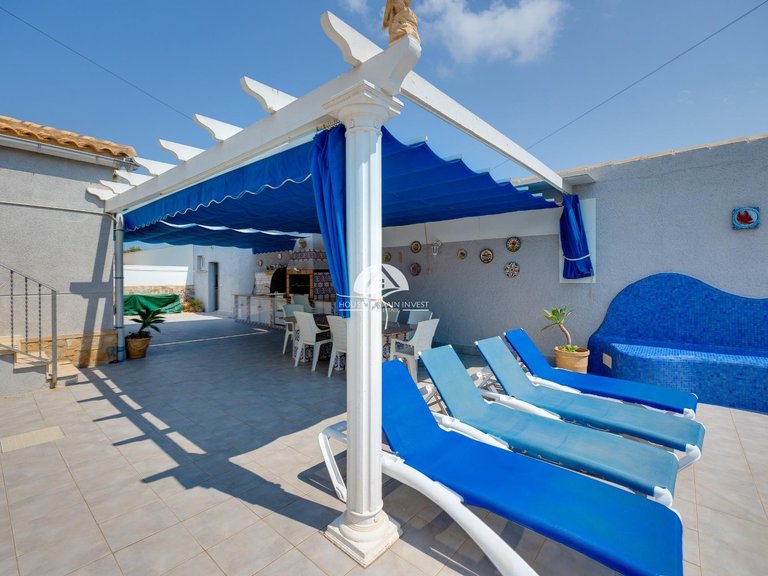Villa for Sale in Cabo Roig - La Regia Orihuela Costa, Alicante 7