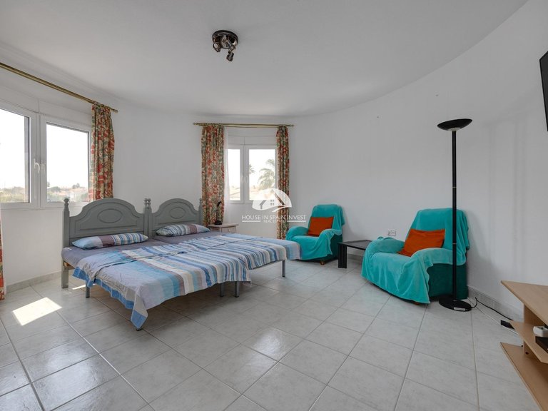 Villa for Sale in Cabo Roig - La Regia Orihuela Costa, Alicante 27