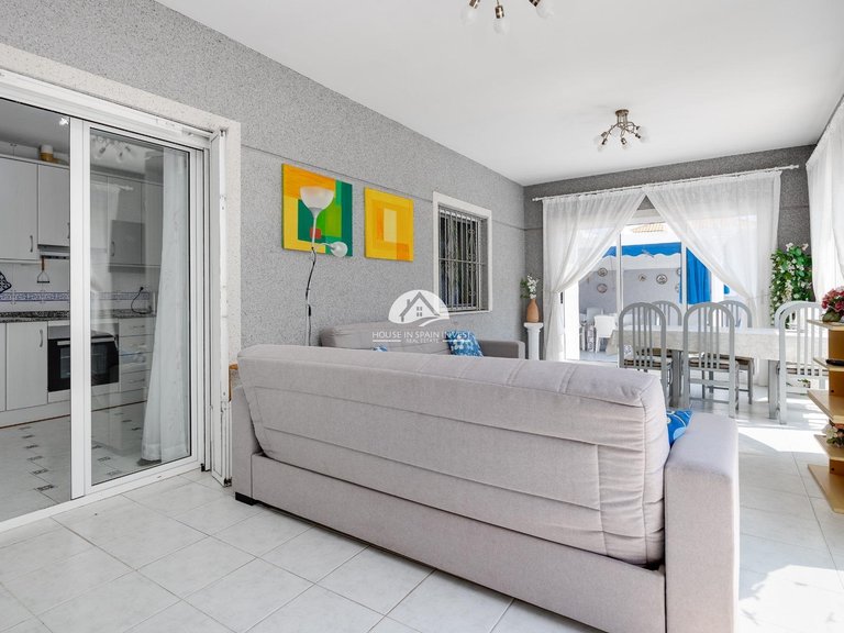 Villa for Sale in Cabo Roig - La Regia Orihuela Costa, Alicante 31