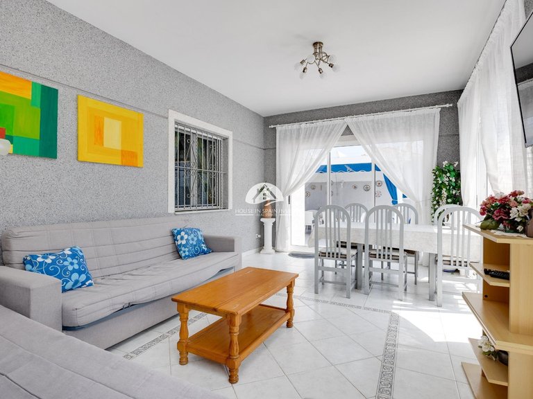 Villa for Sale in Cabo Roig - La Regia Orihuela Costa, Alicante 33