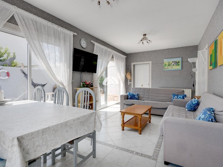 Villa for Sale in Cabo Roig - La Regia Orihuela Costa, Alicante 34