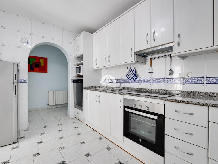 Villa for Sale in Cabo Roig - La Regia Orihuela Costa, Alicante 36