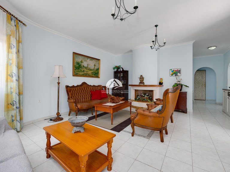 Villa for Sale in Cabo Roig - La Regia Orihuela Costa, Alicante 37