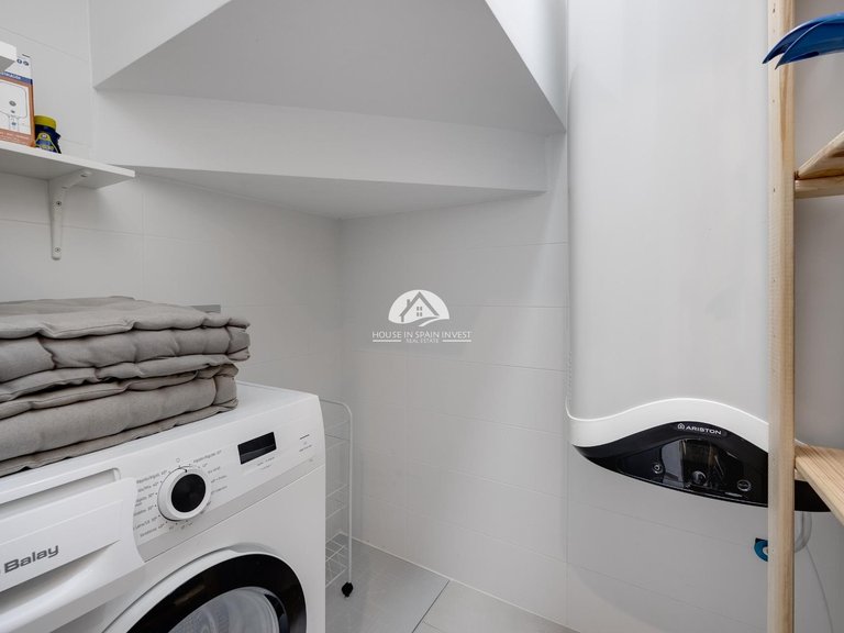 Villa for Sale in Villamartín - Las Filipinas Orihuela Costa, Alicante 15