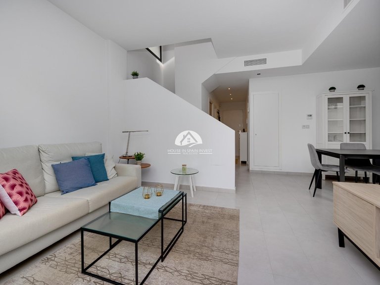 Villa for Sale in Villamartín - Las Filipinas Orihuela Costa, Alicante 18