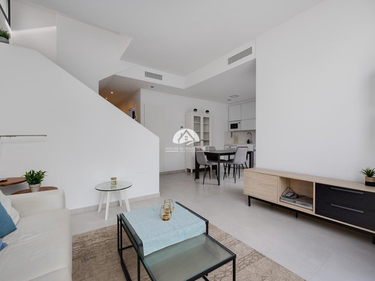 Villa for Sale in Villamartín - Las Filipinas Orihuela Costa, Alicante 19