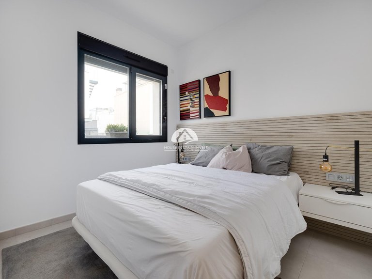 Villa for Sale in Villamartín - Las Filipinas Orihuela Costa, Alicante 21