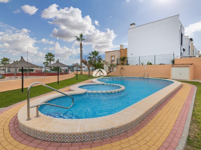 Villa for Sale in Villamartín - Las Filipinas Orihuela Costa, Alicante 46