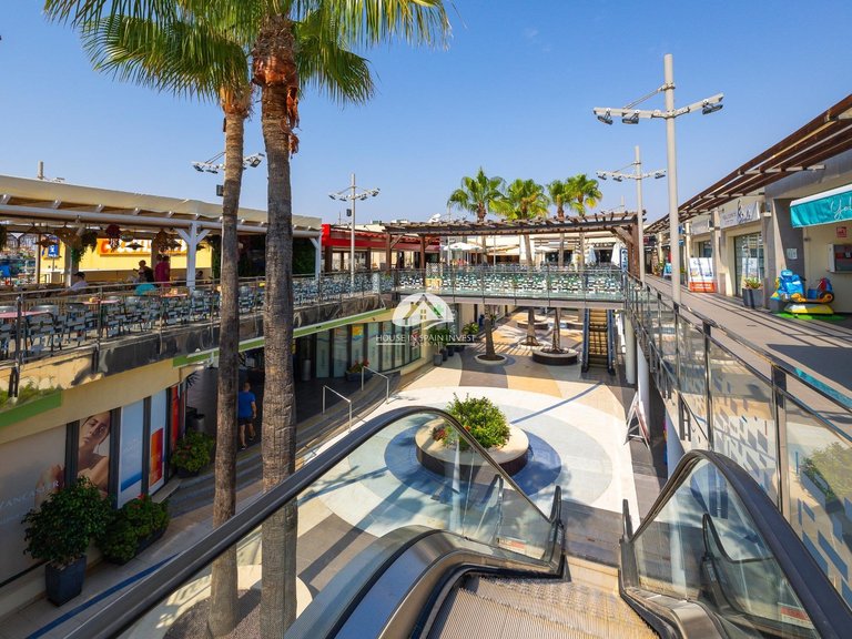 Villa for Sale in Villamartín - Las Filipinas Orihuela Costa, Alicante 50