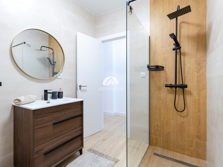 Apartment for Sale in Centro Torrevieja, Alicante 17