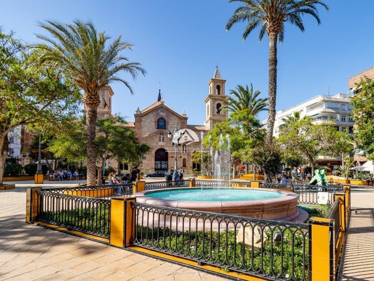 Apartment for Sale in Centro Torrevieja, Alicante 21