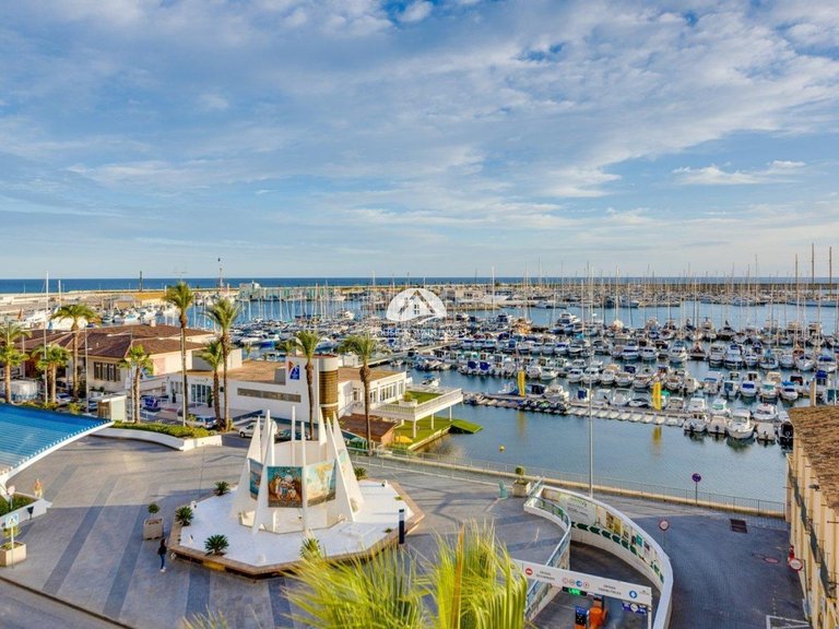 Apartment for Sale in Centro Torrevieja, Alicante 24