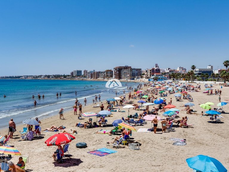 Apartment for Sale in Centro Torrevieja, Alicante 32