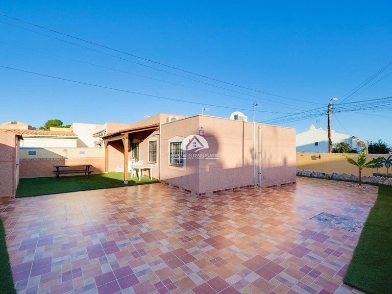 Town House for Sale in Los Balcones Torrevieja, Alicante 2