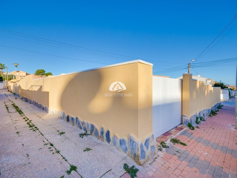 Town House for Sale in Los Balcones Torrevieja, Alicante 33