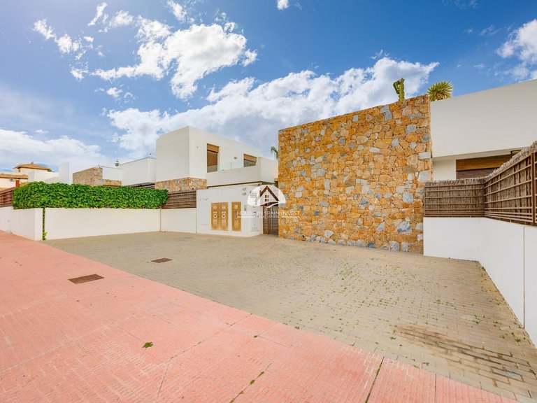 Town House for Sale in Lomas de Cabo Roig Orihuela Costa, Alicante 38