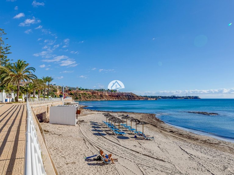 Town House for Sale in Lomas de Cabo Roig Orihuela Costa, Alicante 40