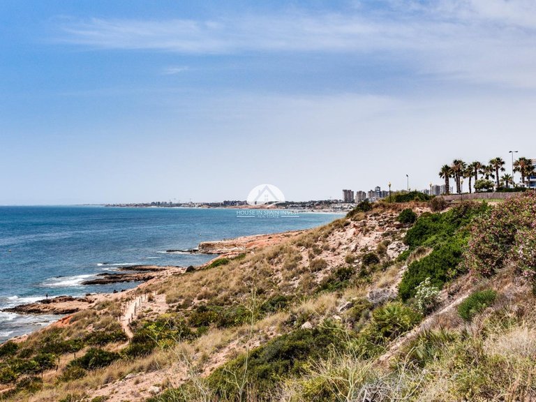 Town House for Sale in Lomas de Cabo Roig Orihuela Costa, Alicante 42