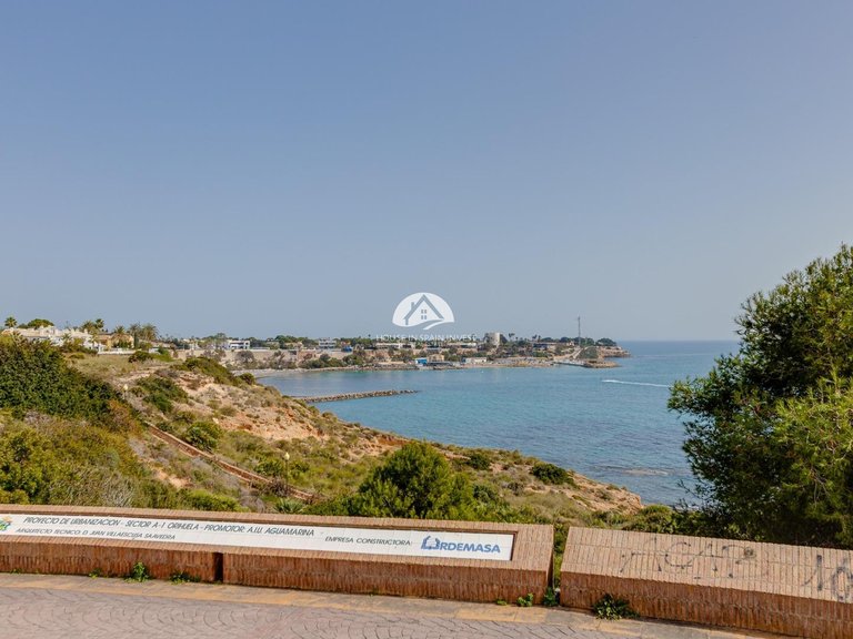 Town House for Sale in Lomas de Cabo Roig Orihuela Costa, Alicante 43