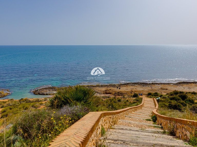 Town House for Sale in Lomas de Cabo Roig Orihuela Costa, Alicante 44