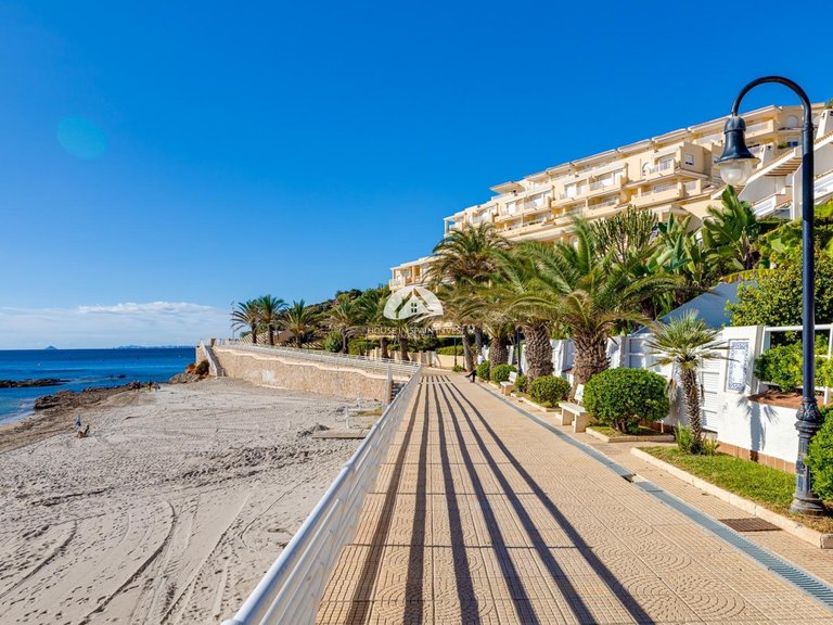 Town House for Sale in Lomas de Cabo Roig Orihuela Costa, Alicante 48