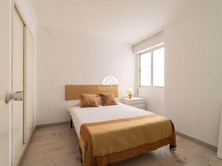 Apartment for Sale in Punta Prima Torrevieja, Alicante 18