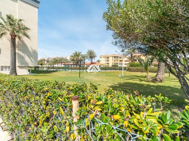 Apartment for Sale in Punta Prima Torrevieja, Alicante 36