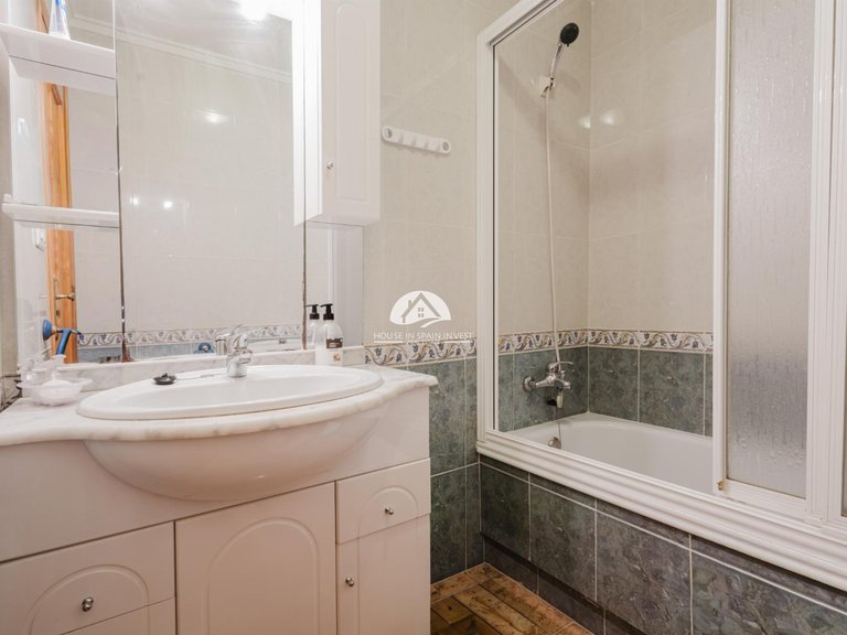 Apartment for Sale in El Acequión - Los Náufragos Torrevieja, Alicante 12