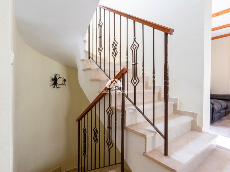 Villa for Sale in Villamartín - Las Filipinas Orihuela Costa, Alicante 10