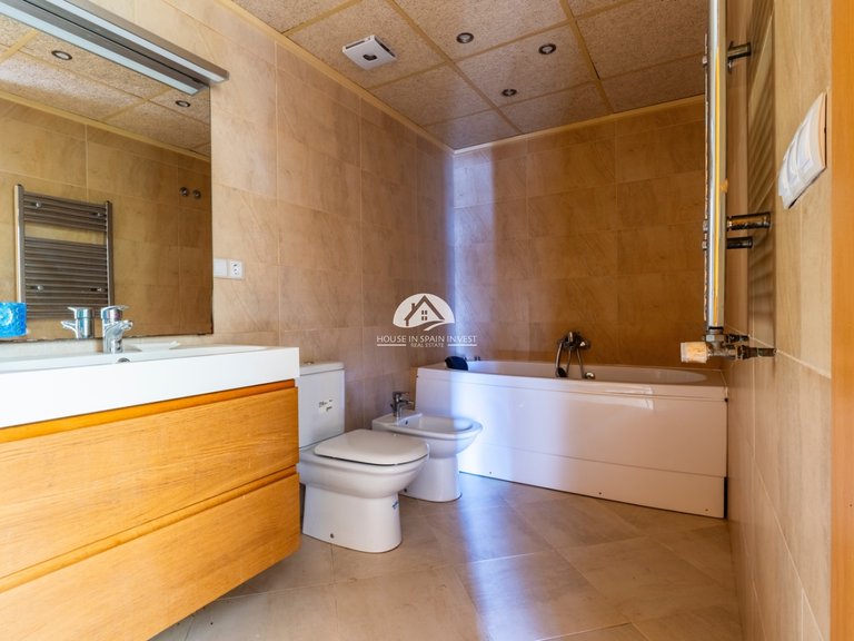 Villa for Sale in Villamartín - Las Filipinas Orihuela Costa, Alicante 20