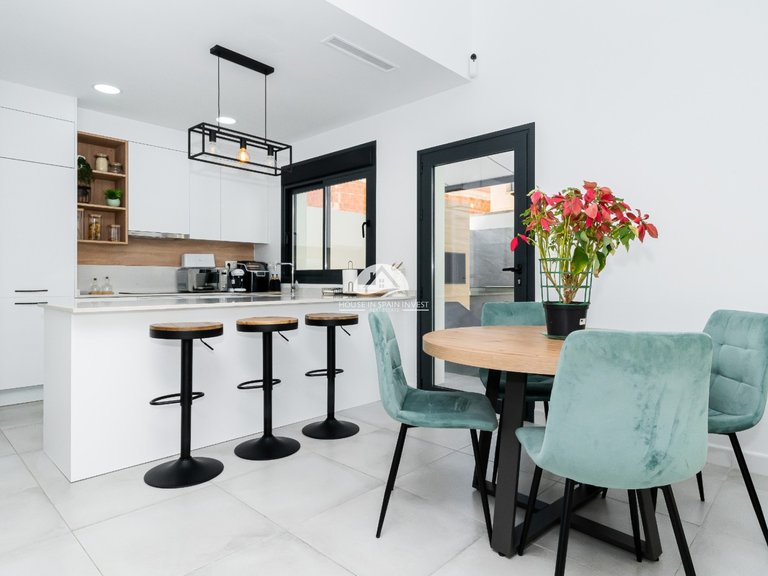 Villa for Sale in Los Montesinos Los Montesinos, Alicante 3