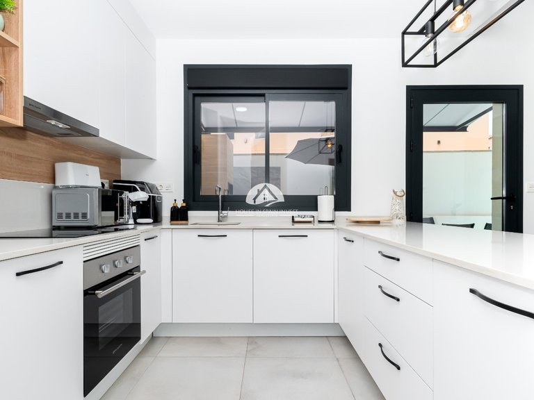 Villa for Sale in Los Montesinos Los Montesinos, Alicante 5