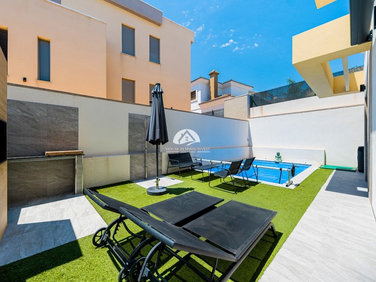 Villa for Sale in Los Montesinos Los Montesinos, Alicante 31