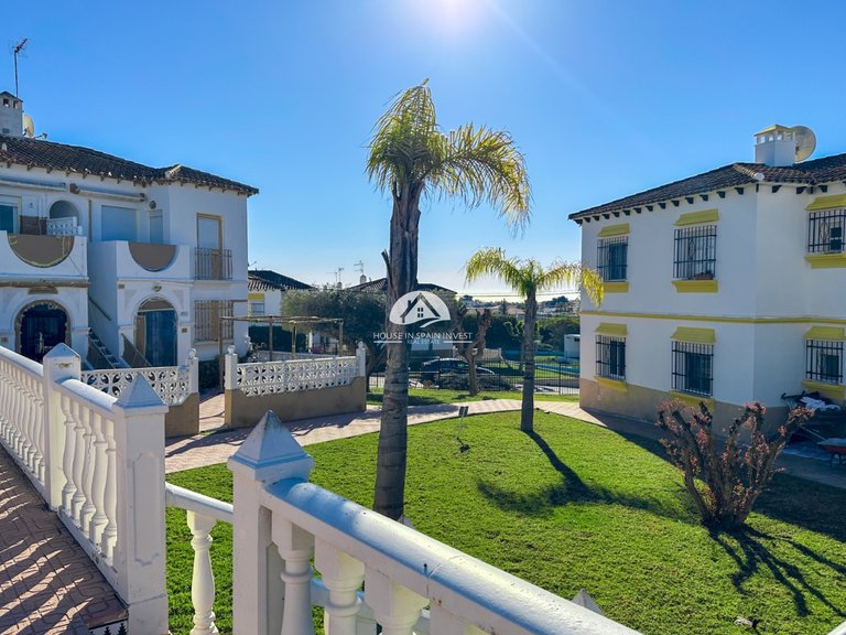 Apartment for Sale in Villamartín - Las Filipinas Orihuela Costa, Alicante 2